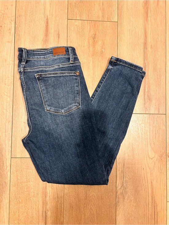 Judy Blue Denim - Judy Blue women’s Dark Blue Slim Stretch Jeans 11/30